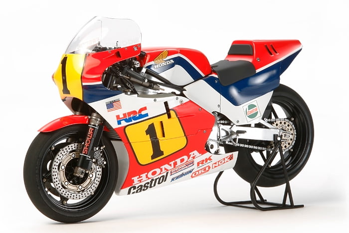 Tamiya 14121 Honda NSR500 1984 Motorbike 1:12 Scale Kit