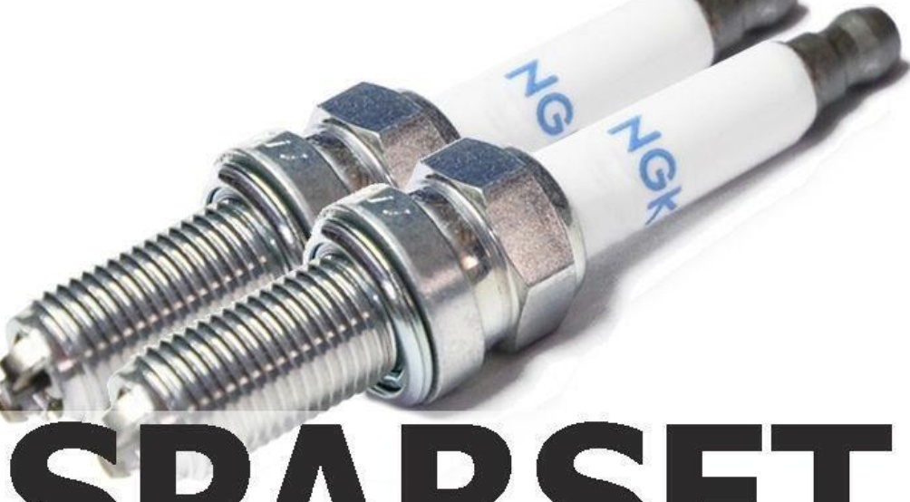 1x NGK CR7HSA 4549 Standard Spark Plug For RIEJU SMX 03-->