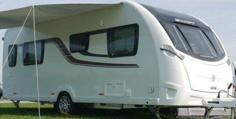 Universal Camptech Sussex Caravan Sun Shade Canopy Large 3.6m x 2.4m with Poles
