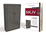 NKJV, Deluxe Gift Bible, Leathersoft, Gray, Red Letter, Comfo... - 9780718075040