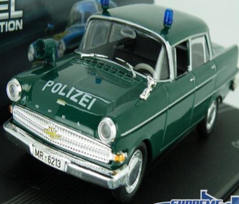 OPEL KAPITAN PII MODEL CAR POLIZEI POLICE 1:43 SCALE IXO COLLECTION GREEN K8