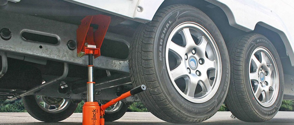 NEW TWIN AXLE PURPLELINE KOJACK LITE HYDRAULIC CARAVAN LEVELLING JACK AID 2026