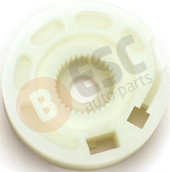 Window Regulator Wheel Pulley Front Left 813102R030 for Hyundai I30 MK1 4/5 Dr