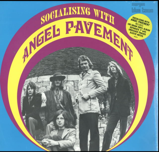 SOCIALISING WITH ANGEL PAVEMEN - ANGEL PAVEMENT