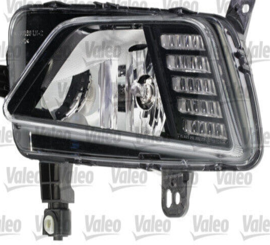 Halogen fog lamp Left 047429 VALEO for VW POLO VI