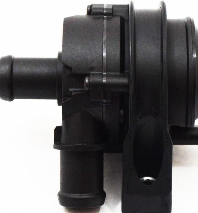 Auxiliary Water Pump for VW Beetle Caddy Golf Jetta Passat Polo 5G0965567A New