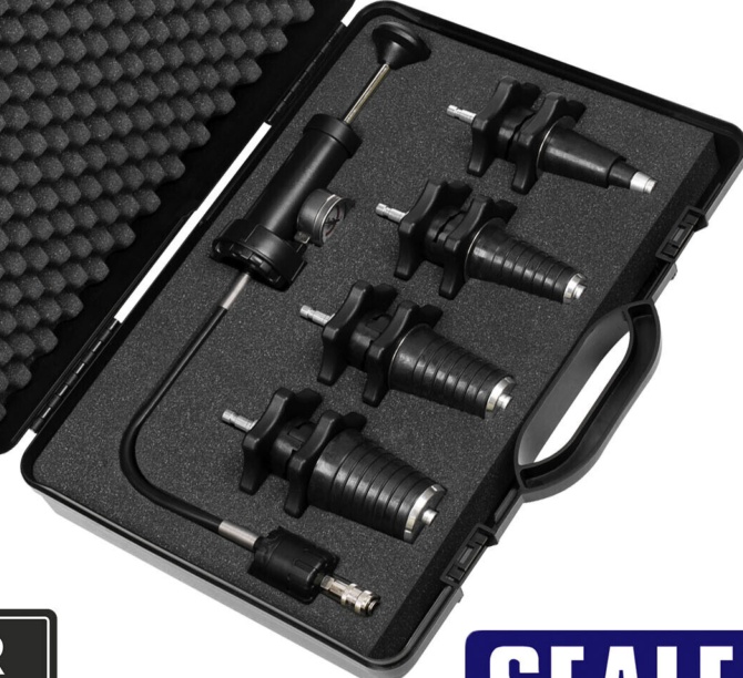 Sealey VS0033  Cooling System Pressure Test Kit 5pc