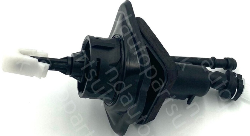 Clutch Master Cylinder For VOLVO C30 C70 II S40 II/V50 04- Ford Focus MK2 MK3