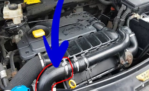 Intercooler Pipe Turbo Hose For Land Rover Freelander I 2.0 Td4 (L314) PNH500190