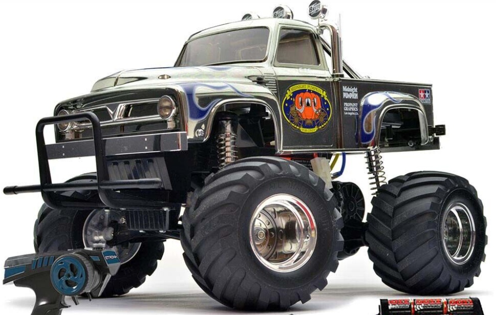 TAMIYA RC 58365 Midnight Pumpkin Monster Truck 1:12 Premium Wheel Radio Bundle