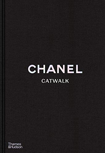 The Bookshop Chanel Catwalk, Paper - Image 2