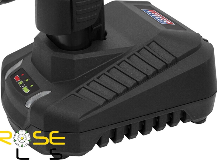 Sealey CP1200MC4A Fast Charge Battery Charger 4A 12V SV12 Series