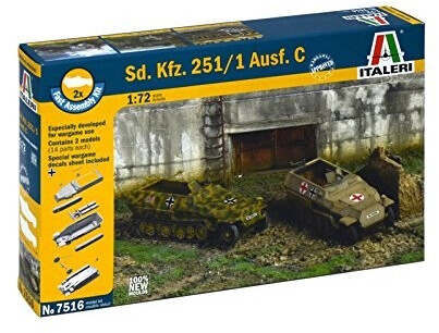 ITALERI Sd. Kfz. 251/1 Ausf C 7516 1:72 Military Model Kit