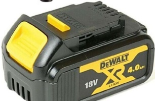 DeWalt DCF809M2 18V XR Brushless Impact Driver - 2x4.0Ah Batteries Charger Case