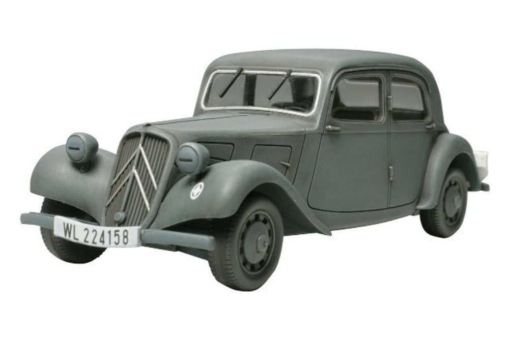 Tamiya 32517 Citroen Traction 11CV Staff Car 1:48 Scale Kit