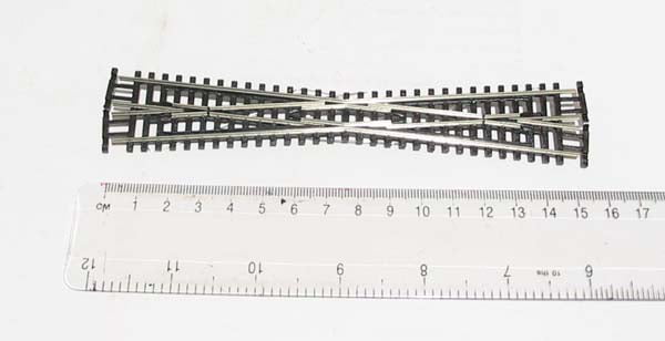 Peco SL-E394F N Gauge Code 55 Long Crossing (Electrofrog)