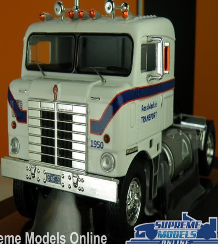 KENWORTH BULLNOSE MODEL LORRY TRUCK CAB TRACTOR UNIT WHITE 1:43 IXO TR063 K8