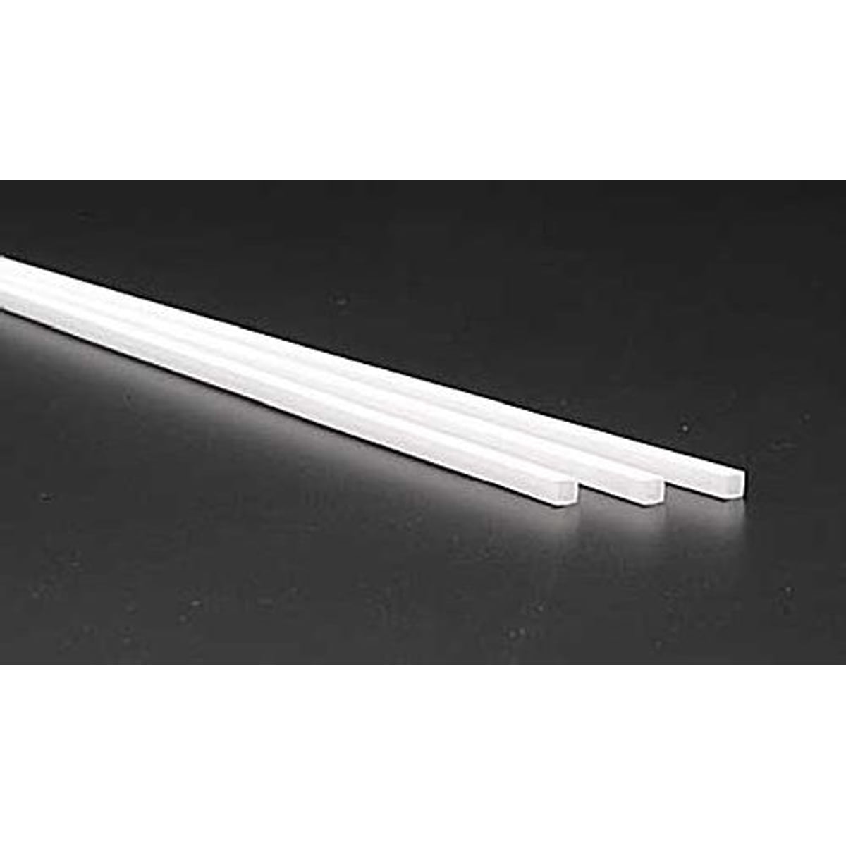 Evergreen Scale Models Square Tube (253) 35 cm 4.8mm Edge Length - 3/16 3 pcs.