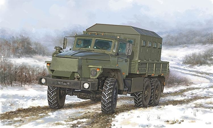 TRU01071 - Trumpeter 1:35 - Russian URAL-4320 CHZ