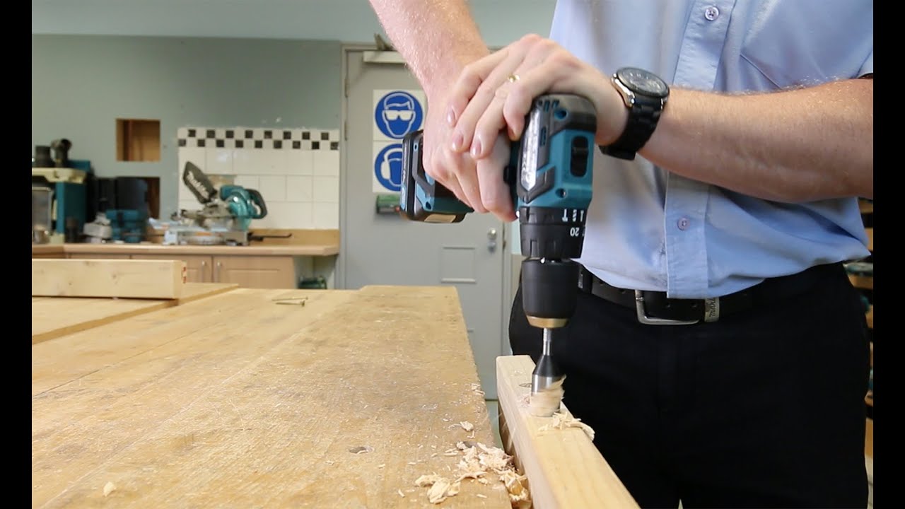 MAKITA HP332DZ 12v Combi drill 10mm keyless chuck