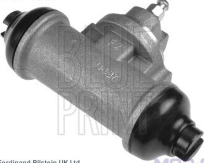 Wheel cylinder Rear Axle Left ADN14446 BLUE PRINT for NISSAN PICK UP