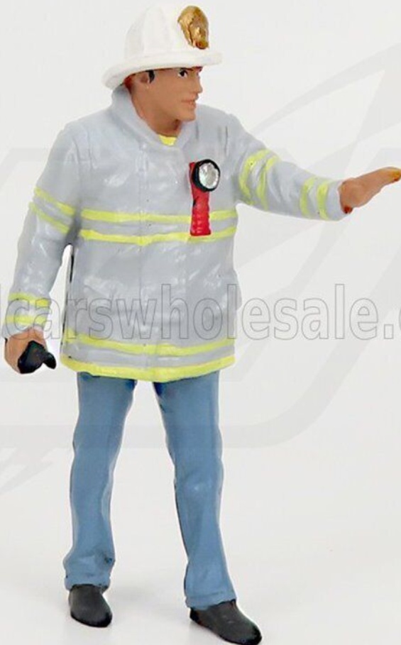 American Diorama Scale G ""US Firefighter, Captain"" Item: 76418