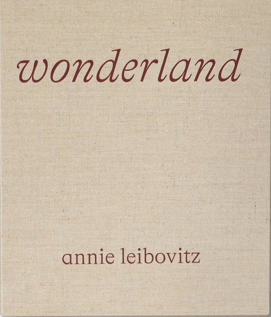 Wonderland by Annie Leibovitz, Anna Wintour - 9781838664084