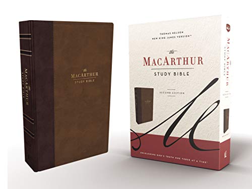 NKJV, MacArthur Study Bible, Brown Leathersoft, Comfort Print... - 9780785223085