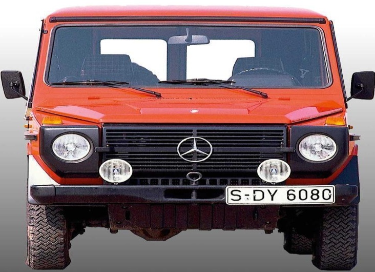 MercedesBenz GKlasse by Jörg Sand HARDBACK 9783958430259