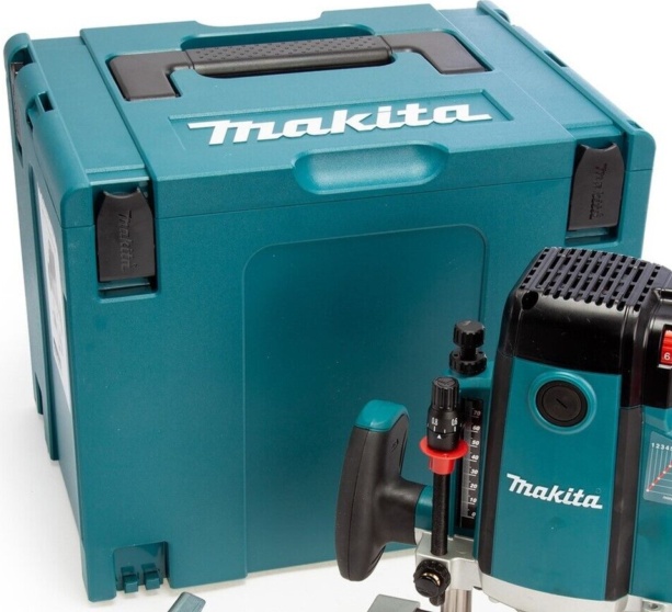 MAKITA RP2303FC08 240v Plunge router 1/2"" collet