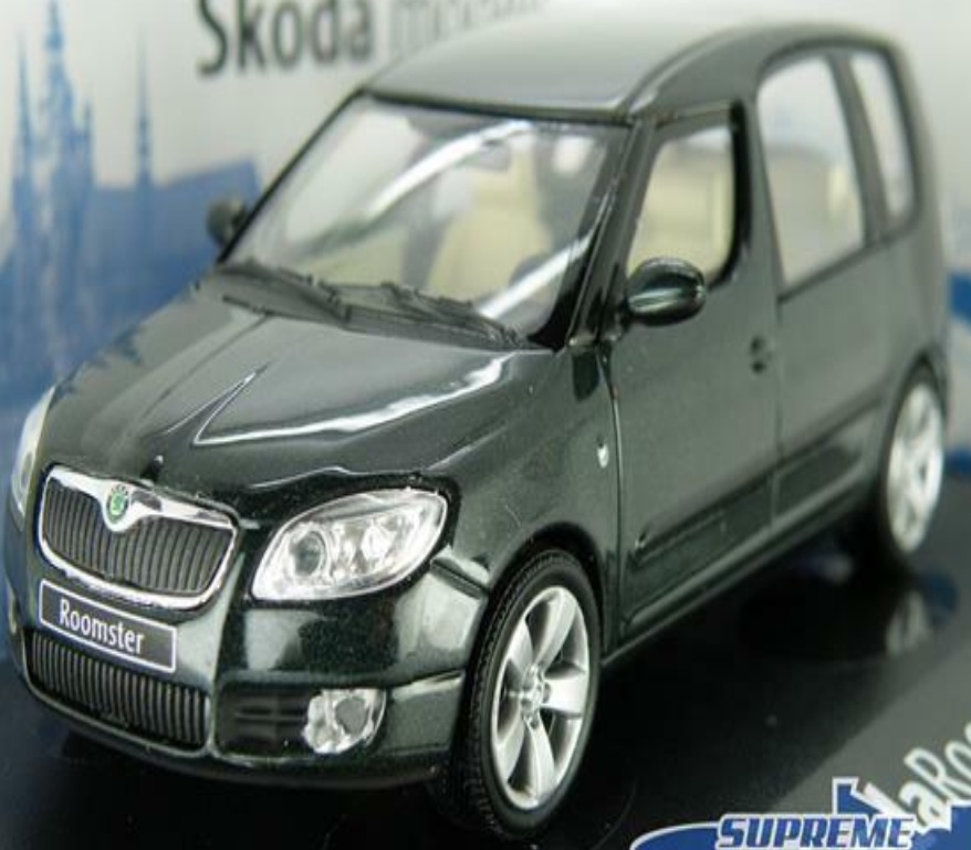 SKODA ROOMSTER MODEL CAR 1:43 SCALE ABREX HIGHLAND GREEN METALLIC ESTATE K8