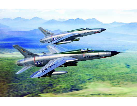 Trumpeter 1617 F-105D Thunderchief 1:72 Model Kit